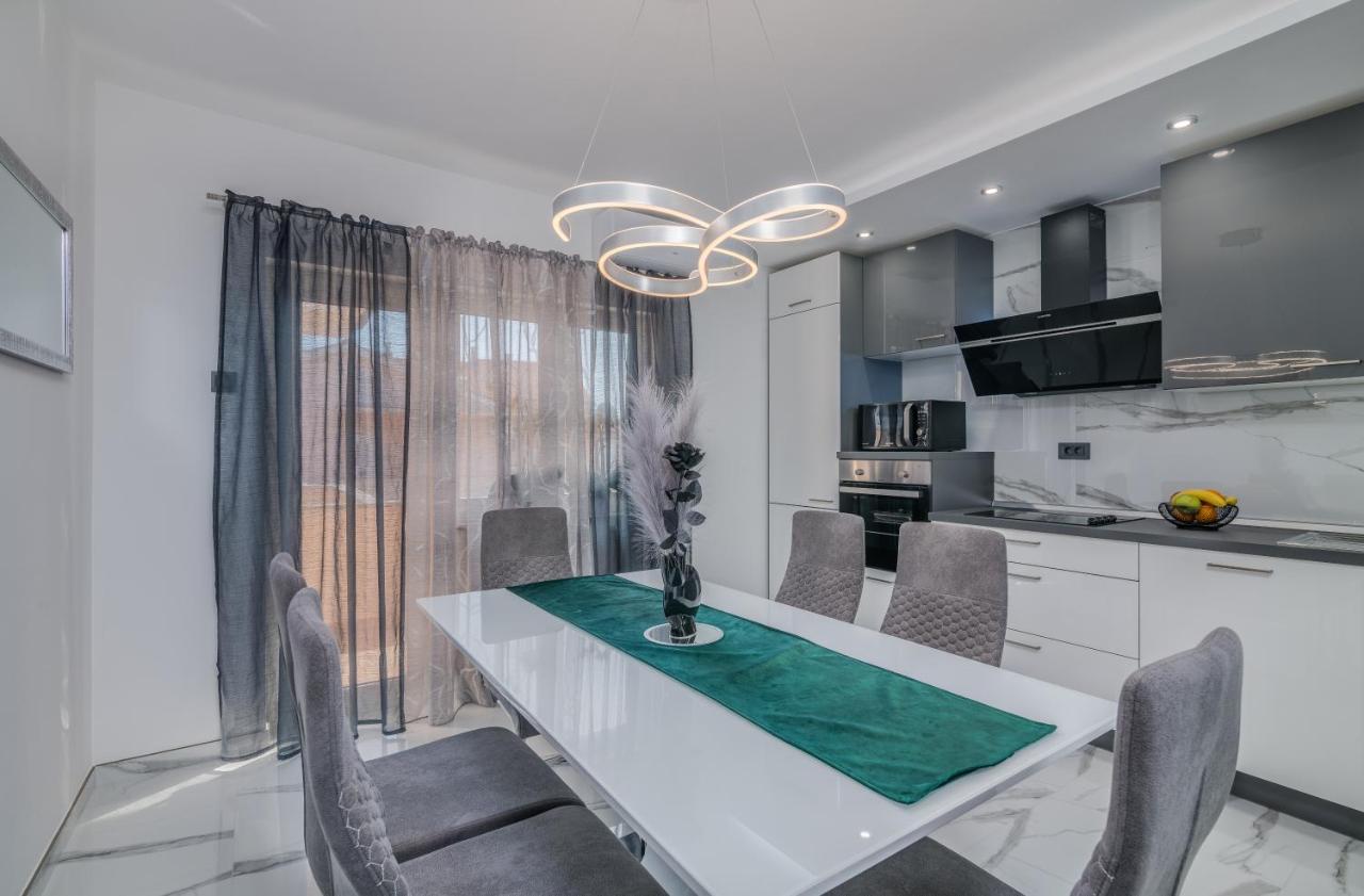 Apartman Luxury Lure Đảo Krk Ngoại thất bức ảnh